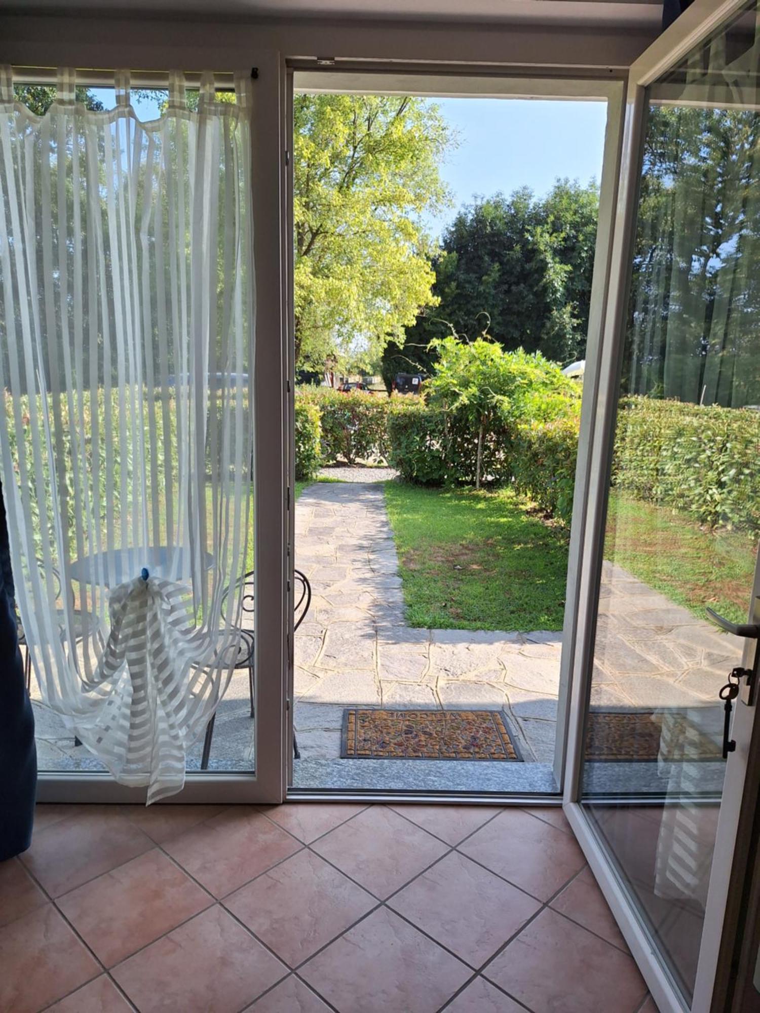 Agriturismo Al Motto Cambiasca エクステリア 写真